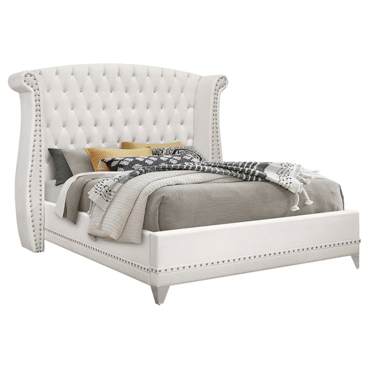 Cama King con respaldo alto tapizada Barzini, color blanco