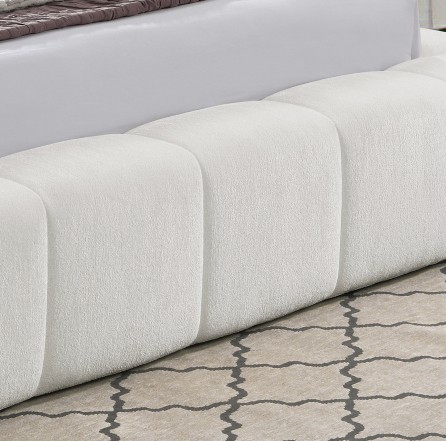 Marco de cama Jackson King Size en color crema claro