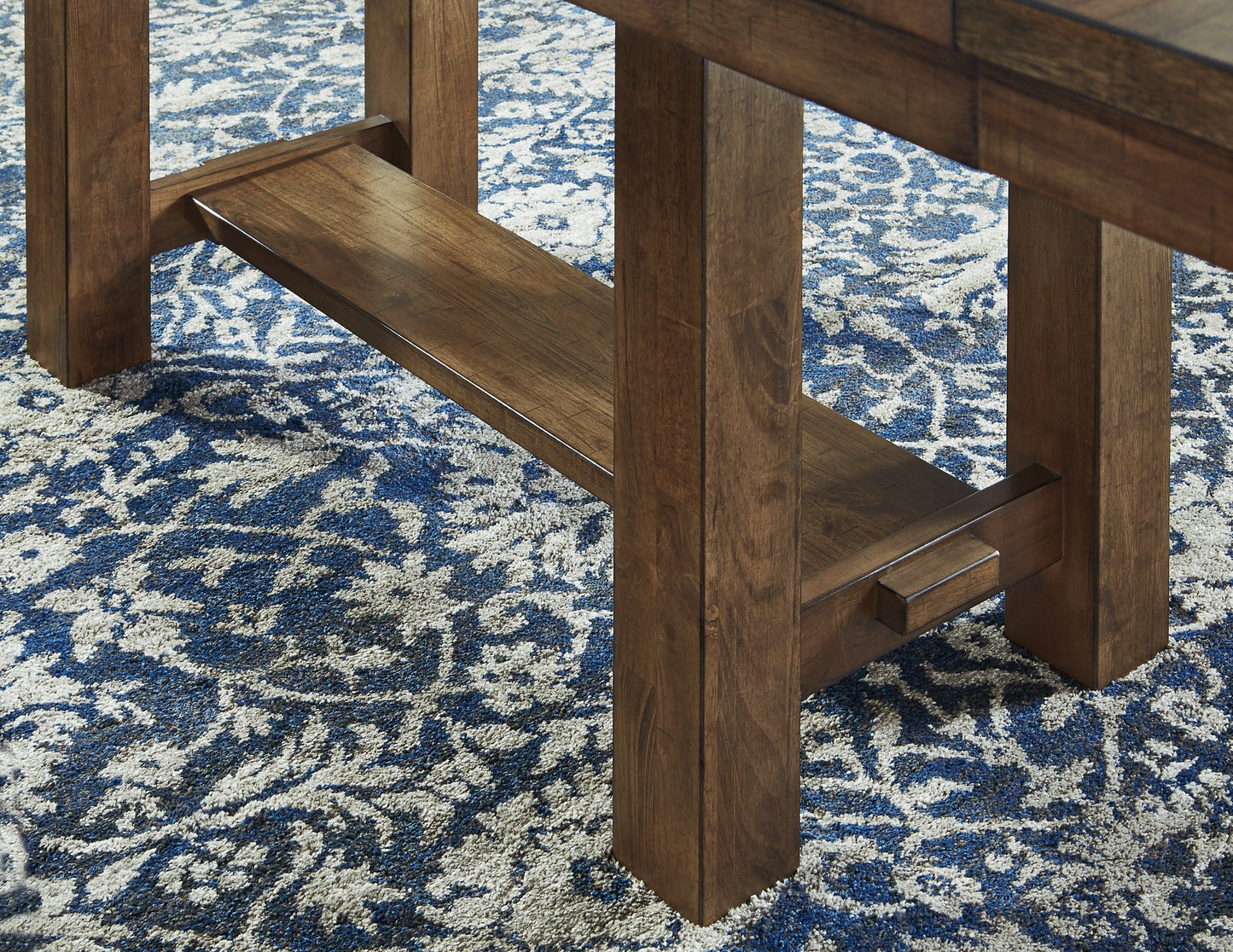 Mesa de comedor Moriville y 4 sillas