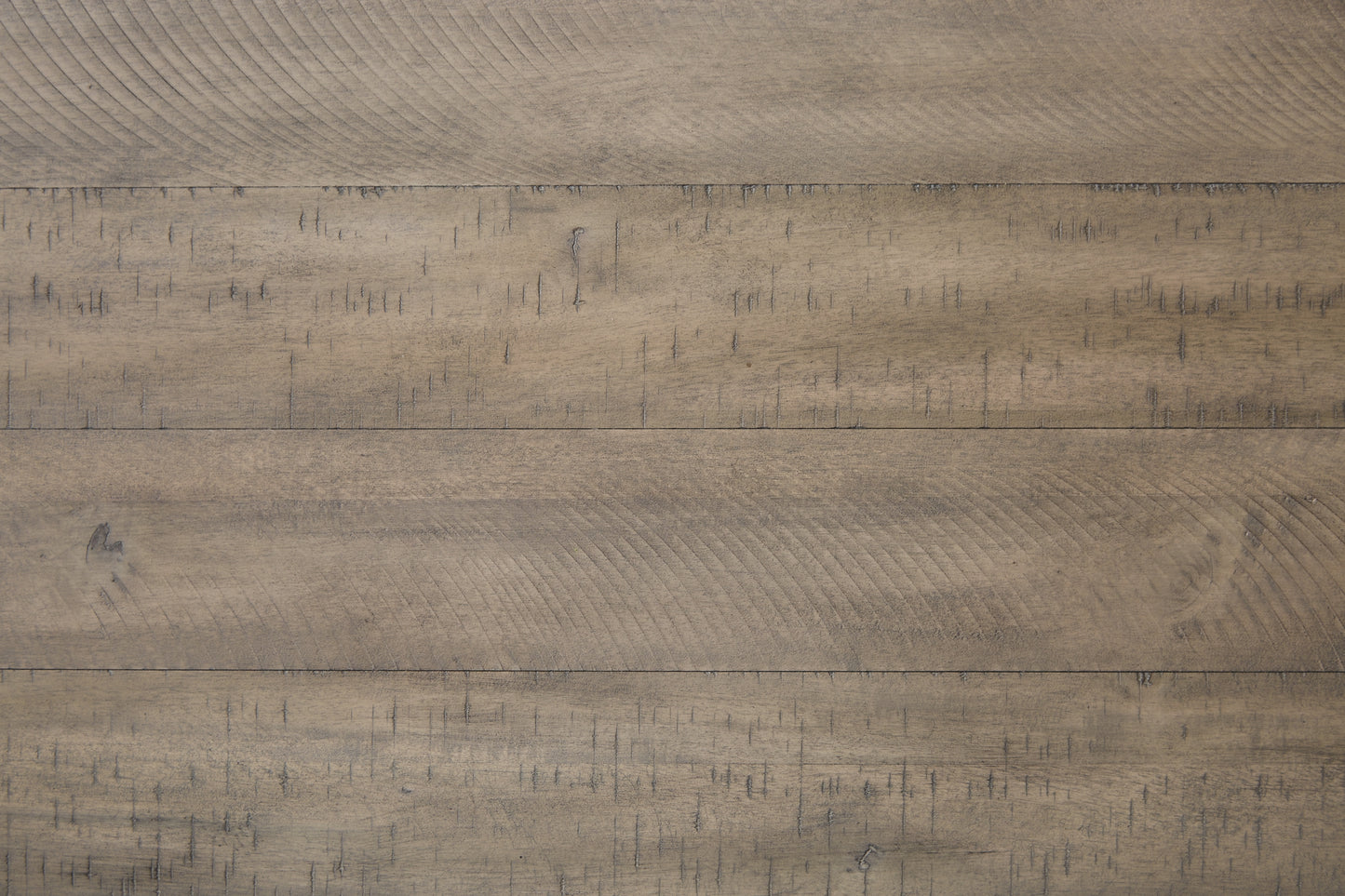 Mesa de comedor Skempton de altura de mostrador y dos taburetes