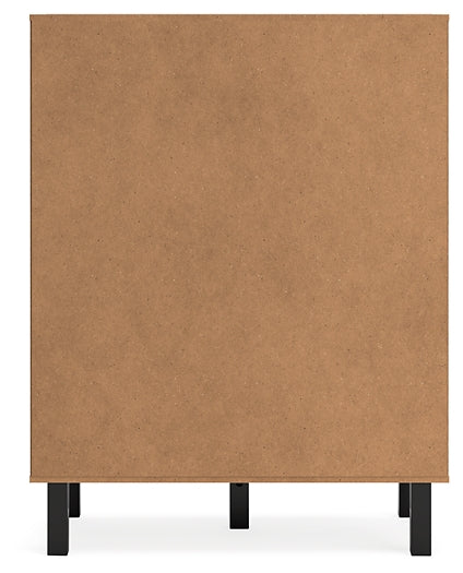 Cómoda ancha de cinco cajones Vessalli