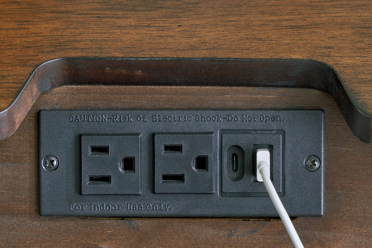 Mesita de noche de dos cajones Lyncott