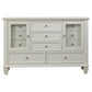 Juego de dormitorio Sandy Beach de 4 piezas tamaño Queen en color crema y blanco