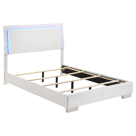 Cama con panel LED completo Felicity Wood en blanco de alto brillo