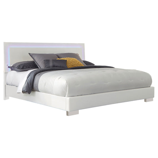 Cama Queen Felicity Wood con panel LED, blanca, de alto brillo