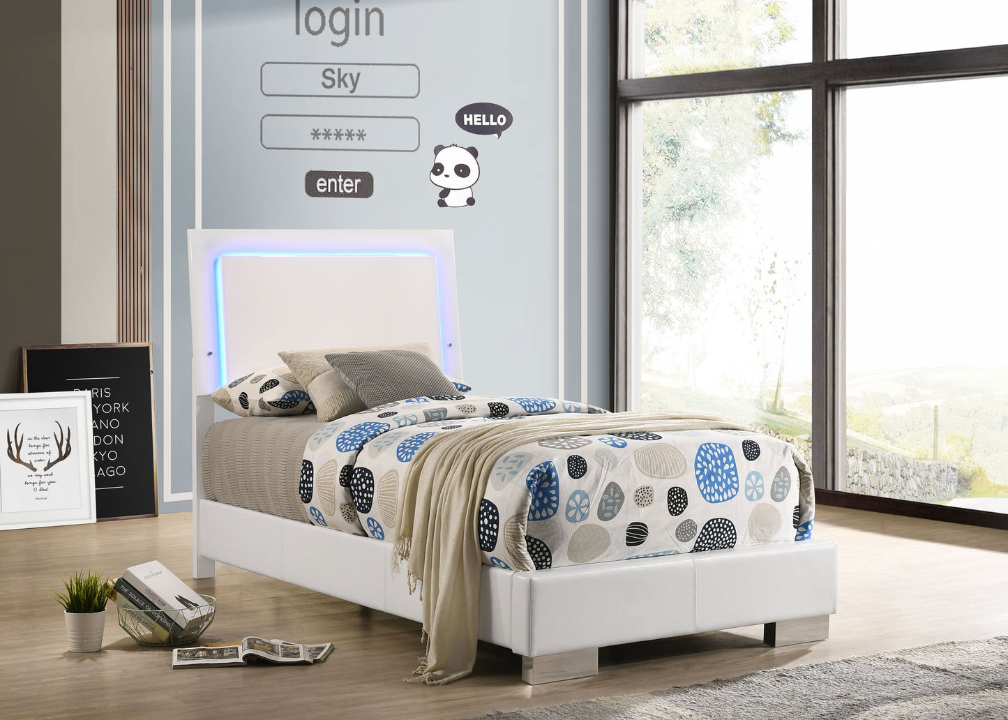 Cama individual con panel LED Felicity Wood en blanco de alto brillo