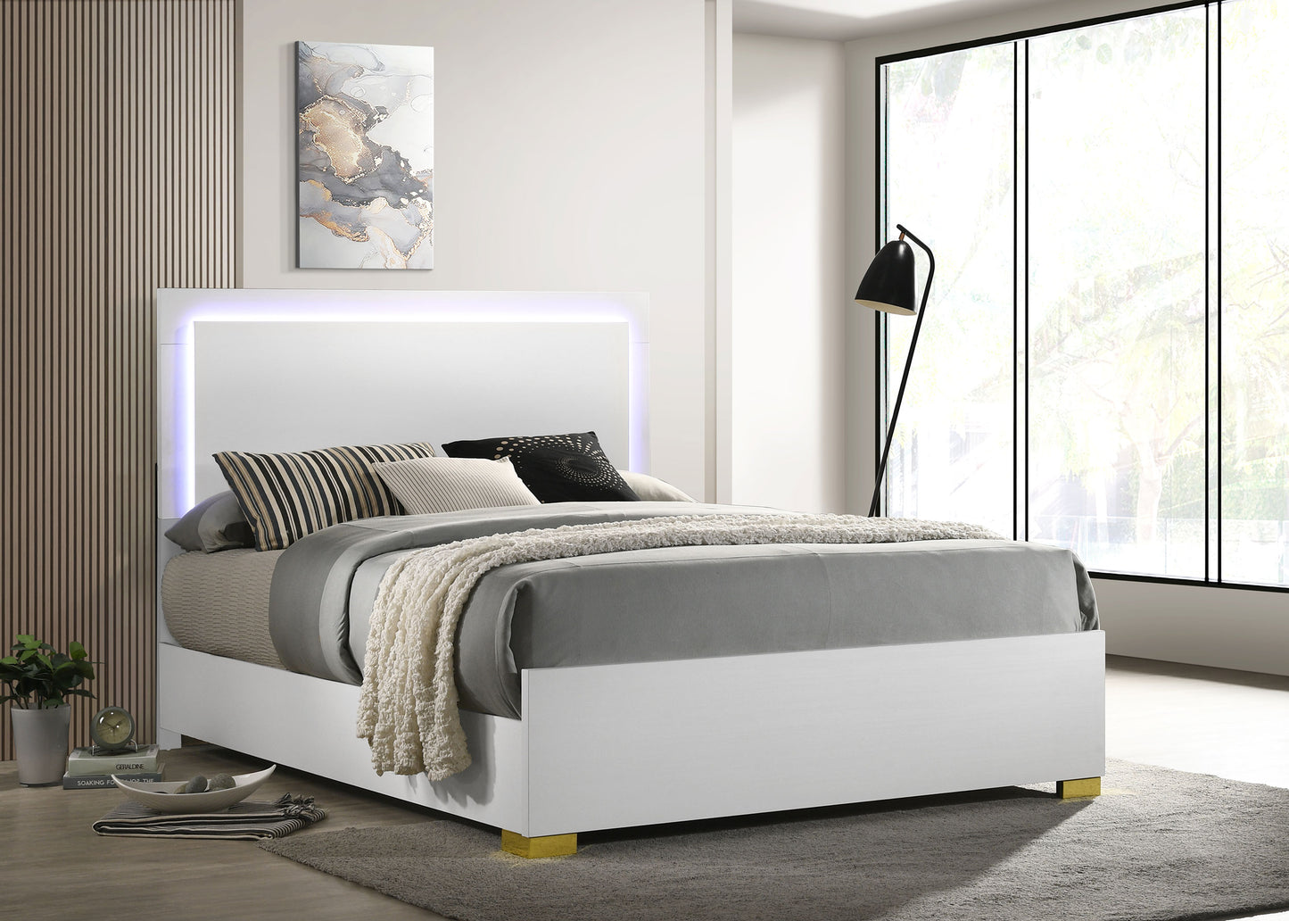 Cama Marceline Wood con panel LED completo, color blanco