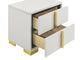 Juego de dormitorio Marceline de 4 piezas Eastern King en blanco