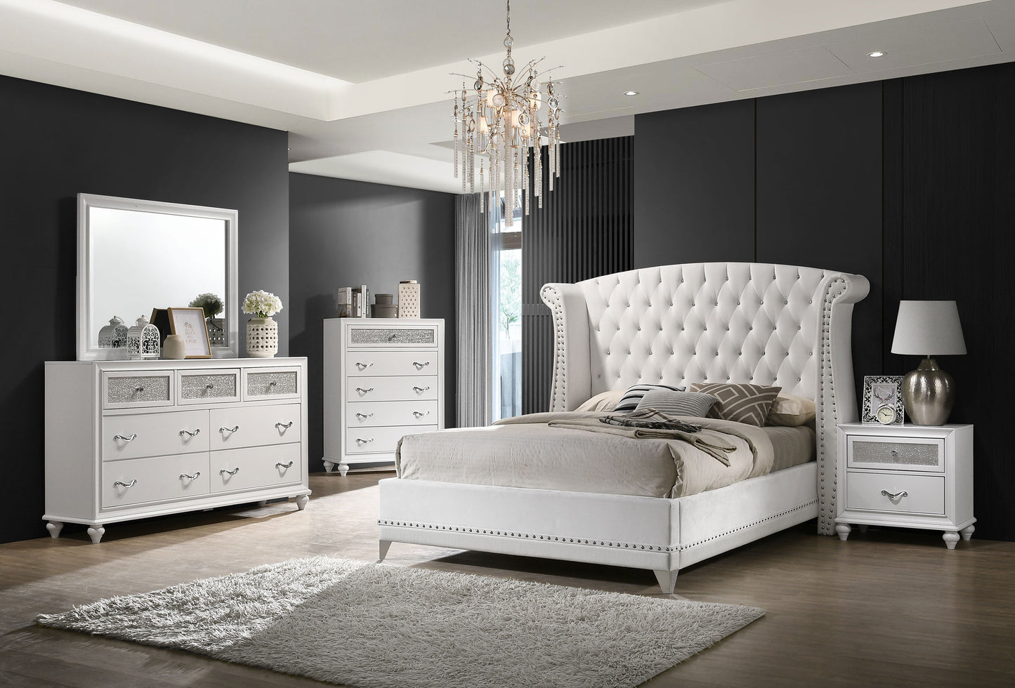 Cama King con respaldo alto tapizada Barzini, color blanco