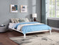 Cama de plataforma universal Hounslow Eastern King, color blanco