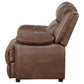 Sillón Ellington con brazos acolchados y tapizados, color marrón oscuro