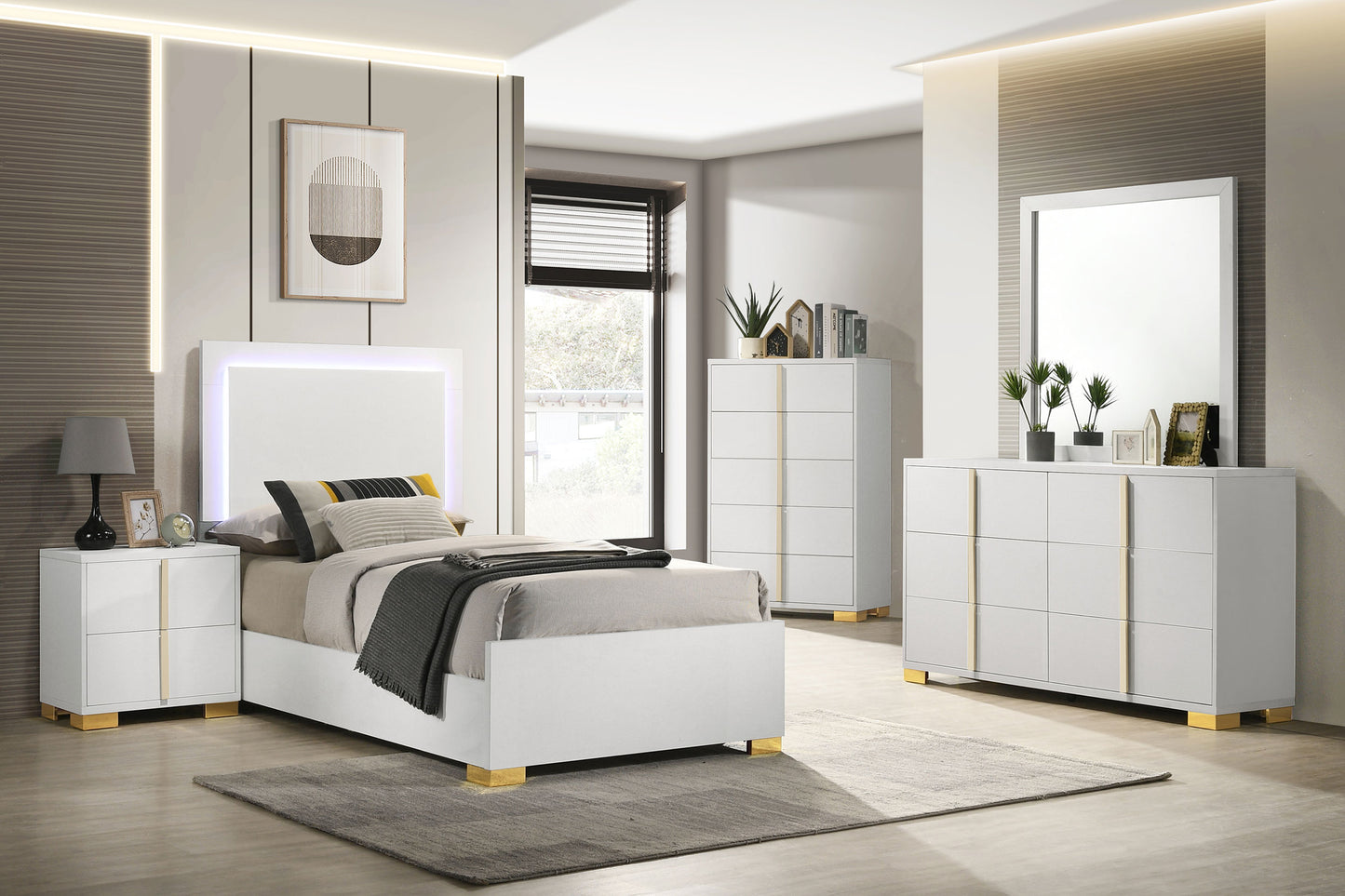 Cama doble Marceline Wood con panel LED blanco