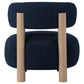 Silla decorativa Zonie Boucle con respaldo de barril tapizado en azul