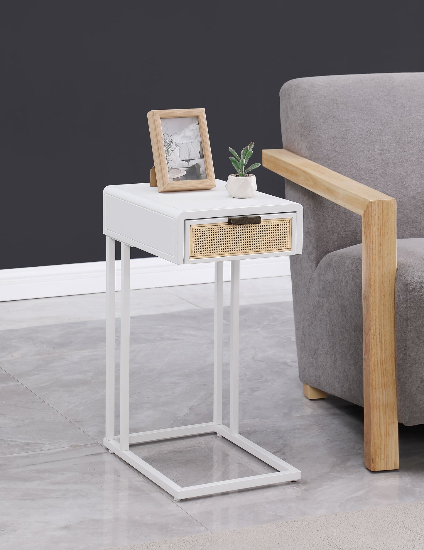 Mesa auxiliar Amherst de metal con 1 cajón y tejido de radio, color blanco