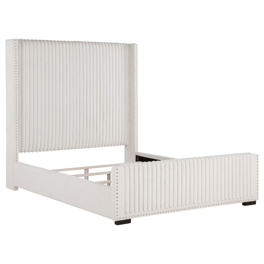 Cama Natasha tapizada de 65 pulgadas con respaldo alto, tamaño king, color crema