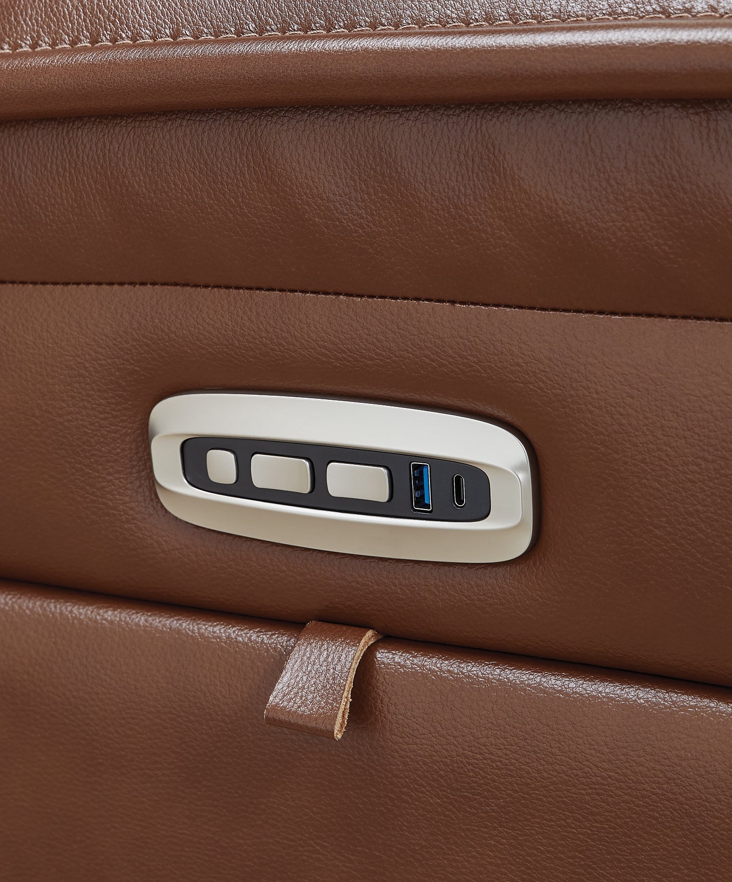 Sillón reclinable eléctrico Healy Pier con reposacabezas ajustable