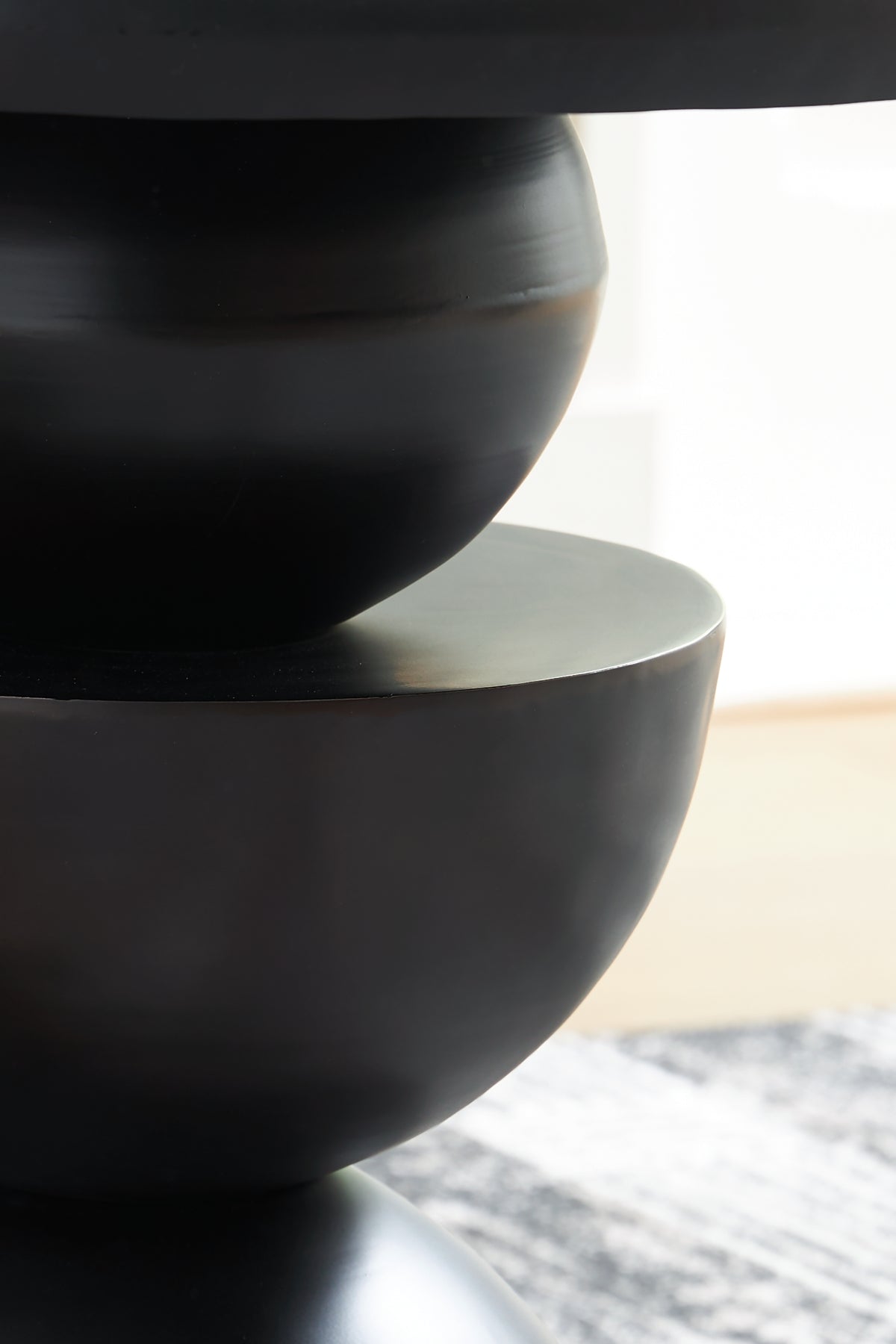 Mesa auxiliar Kurtson