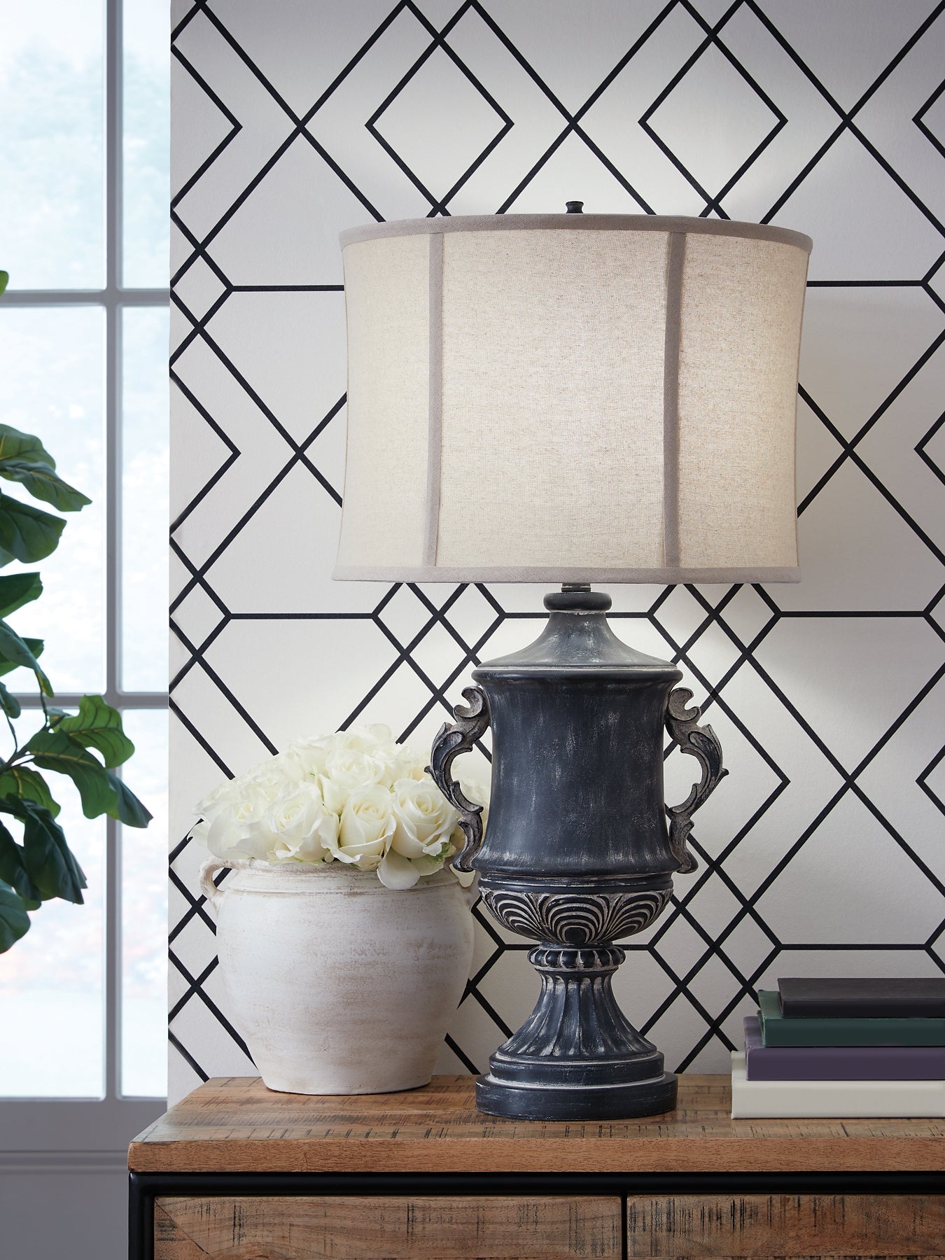 Lámpara de mesa Morvanford Poly (1 unidad)