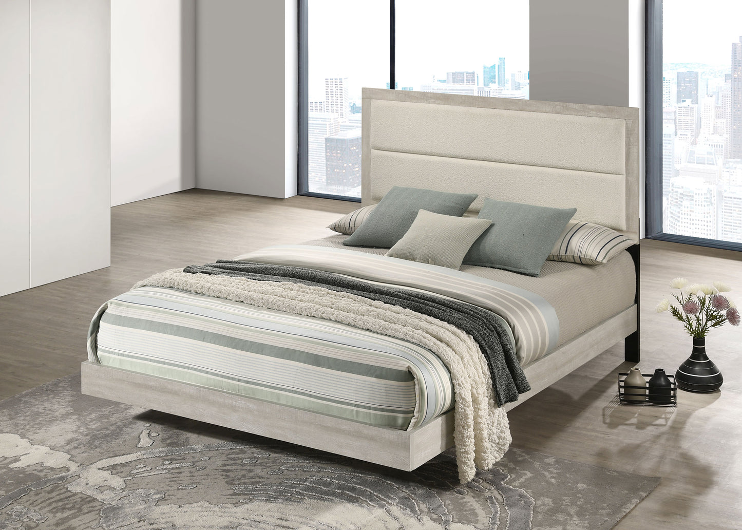 Cama Trenton de 54 pulgadas con paneles de madera estilo oriental, tamaño king, color crema rústico