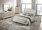 Cómoda de dormitorio Trenton de 4 cajones en color crema rústico