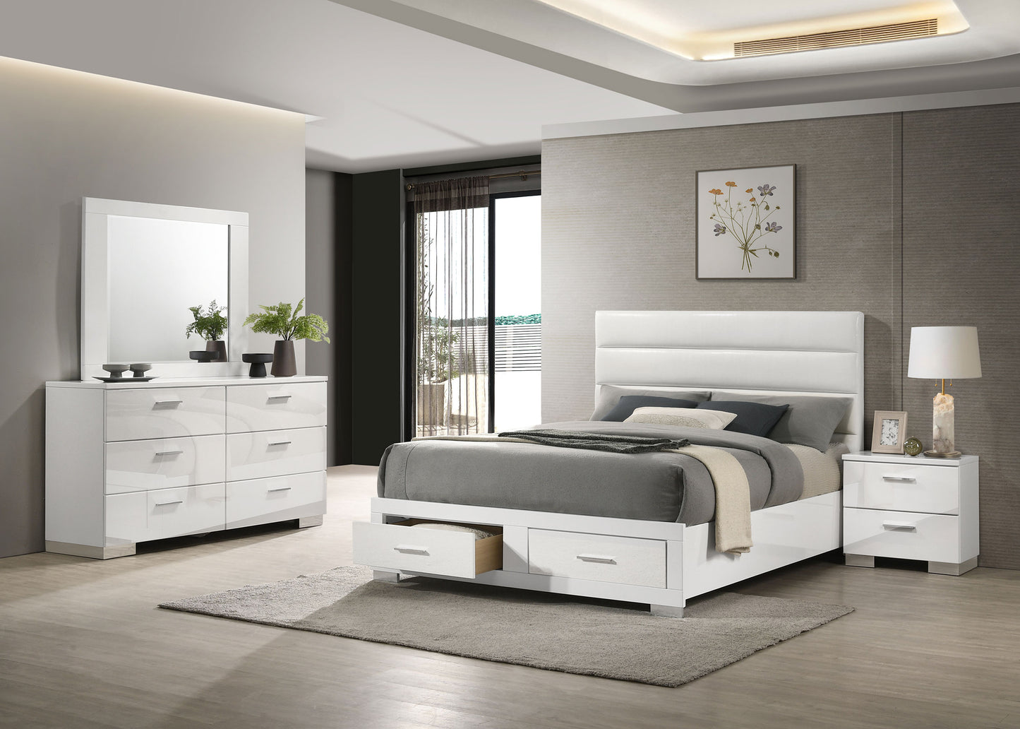 Juego de dormitorio Felicity de 4 piezas con plataforma Eastern King, color blanco