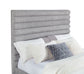 Cama Queen Patricia de 58 pulgadas tapizada en bouclé gris