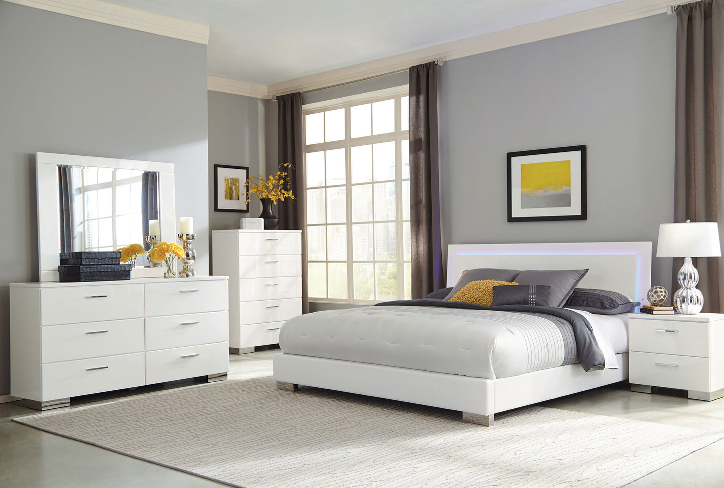 Cama con panel LED Felicity Wood Eastern King, color blanco brillante