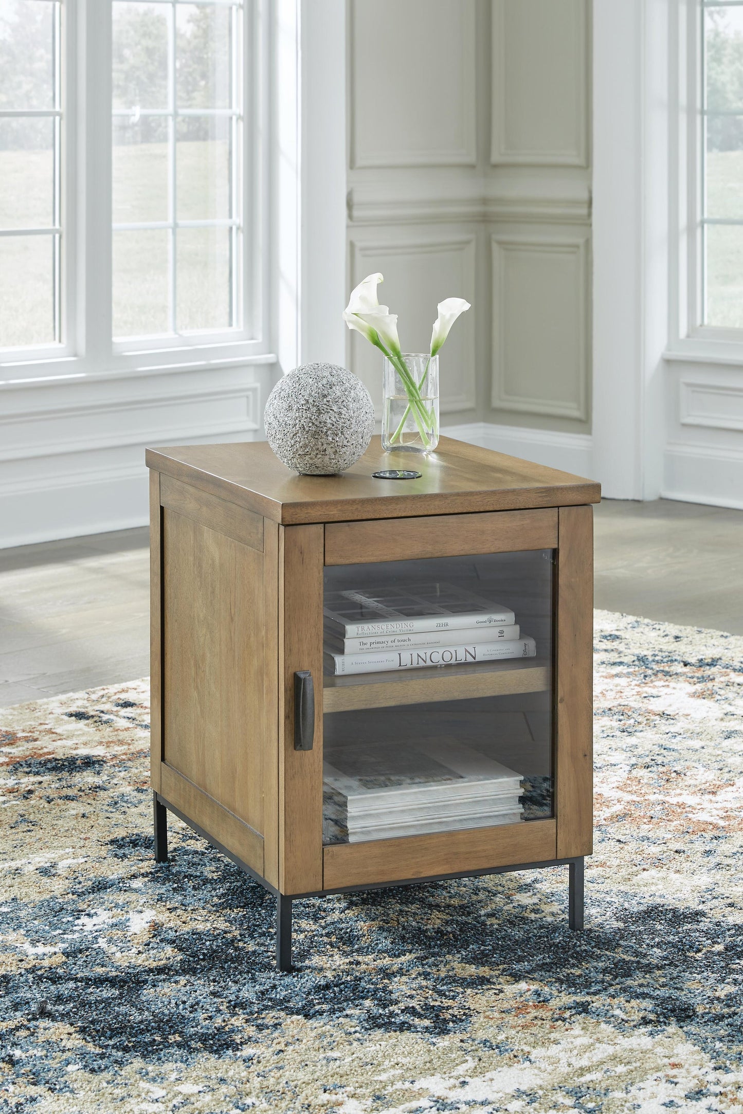 Mesa auxiliar con silla Torlanta