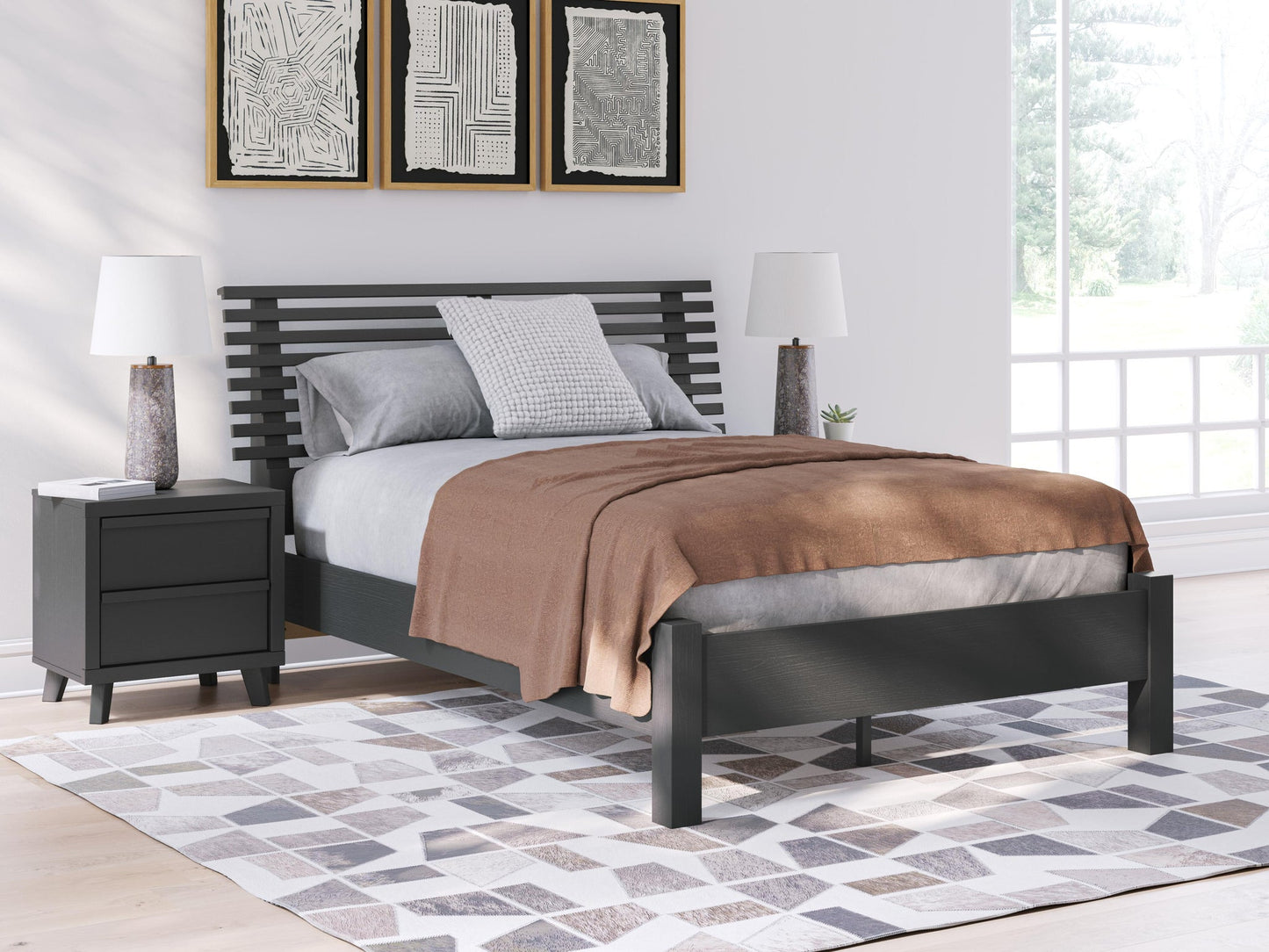 Cama con paneles de láminas Danziar