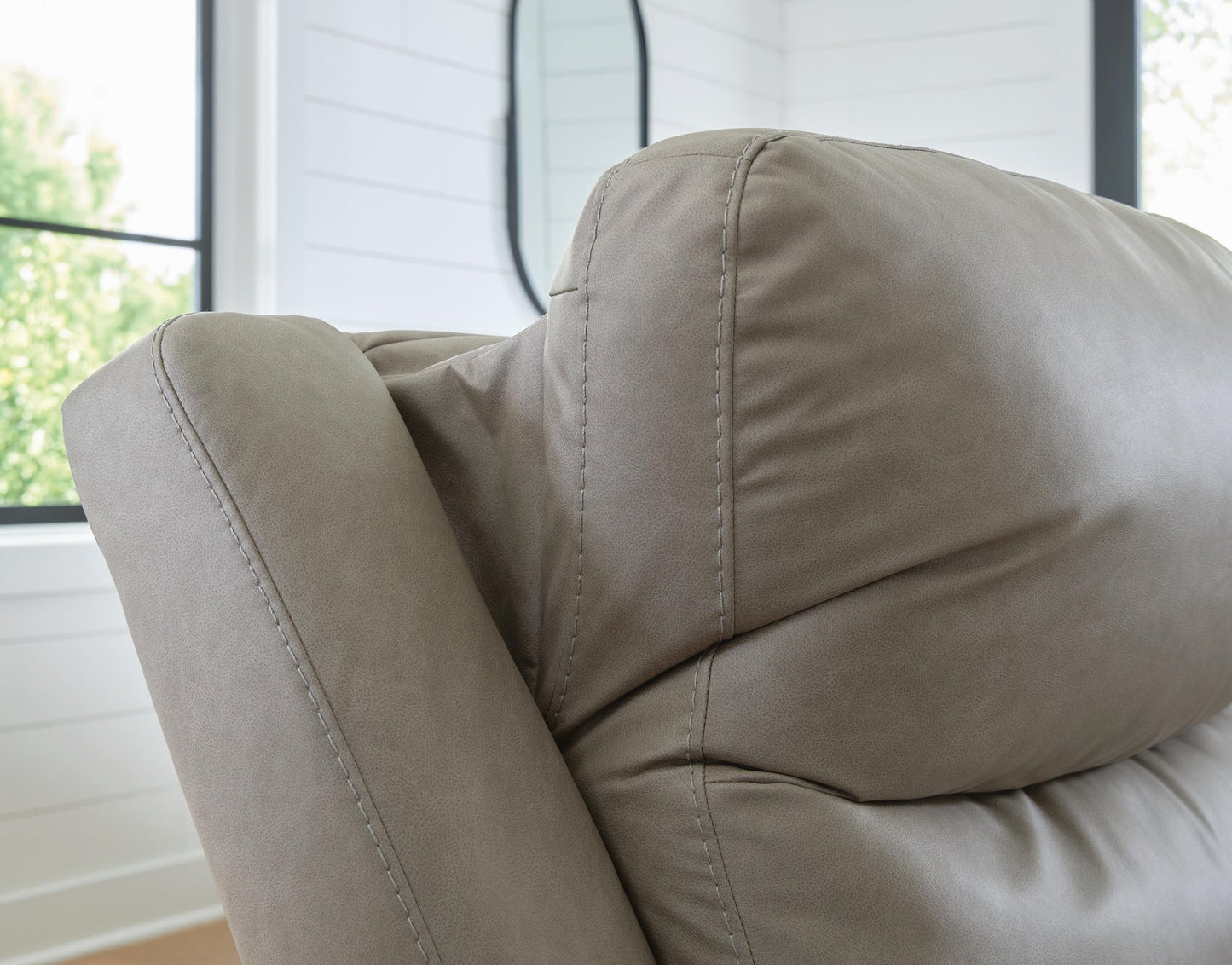 Seccional reclinable Narwhal Place de 6 piezas con consola de almacenamiento