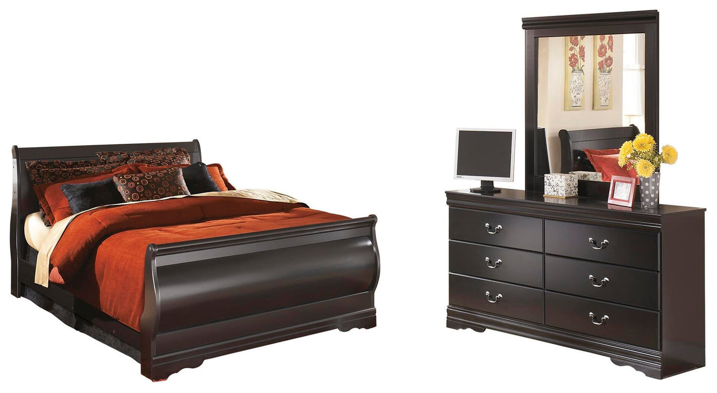 Cama Queen tipo trineo Huey Vineyard con tocador con espejo