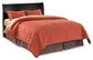 Cabecera de cama estilo trineo Queen Huey Vineyard con tocador con espejo, cómoda y mesita de noche