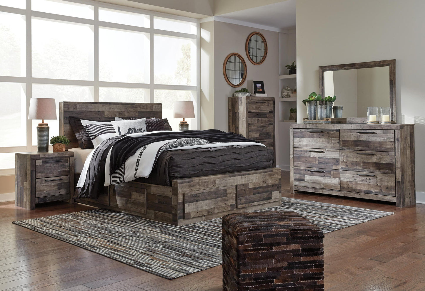 Cama Queen Derekson con 4 cajones, cómoda con espejo, cómoda y mesita de noche