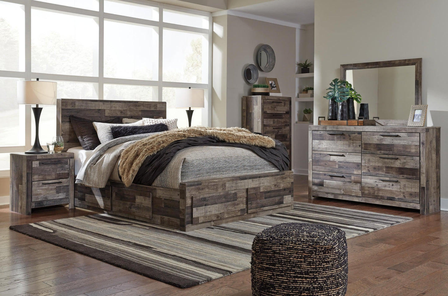 Cama Queen Derekson con 6 cajones, cómoda con espejo, cómoda y mesita de noche