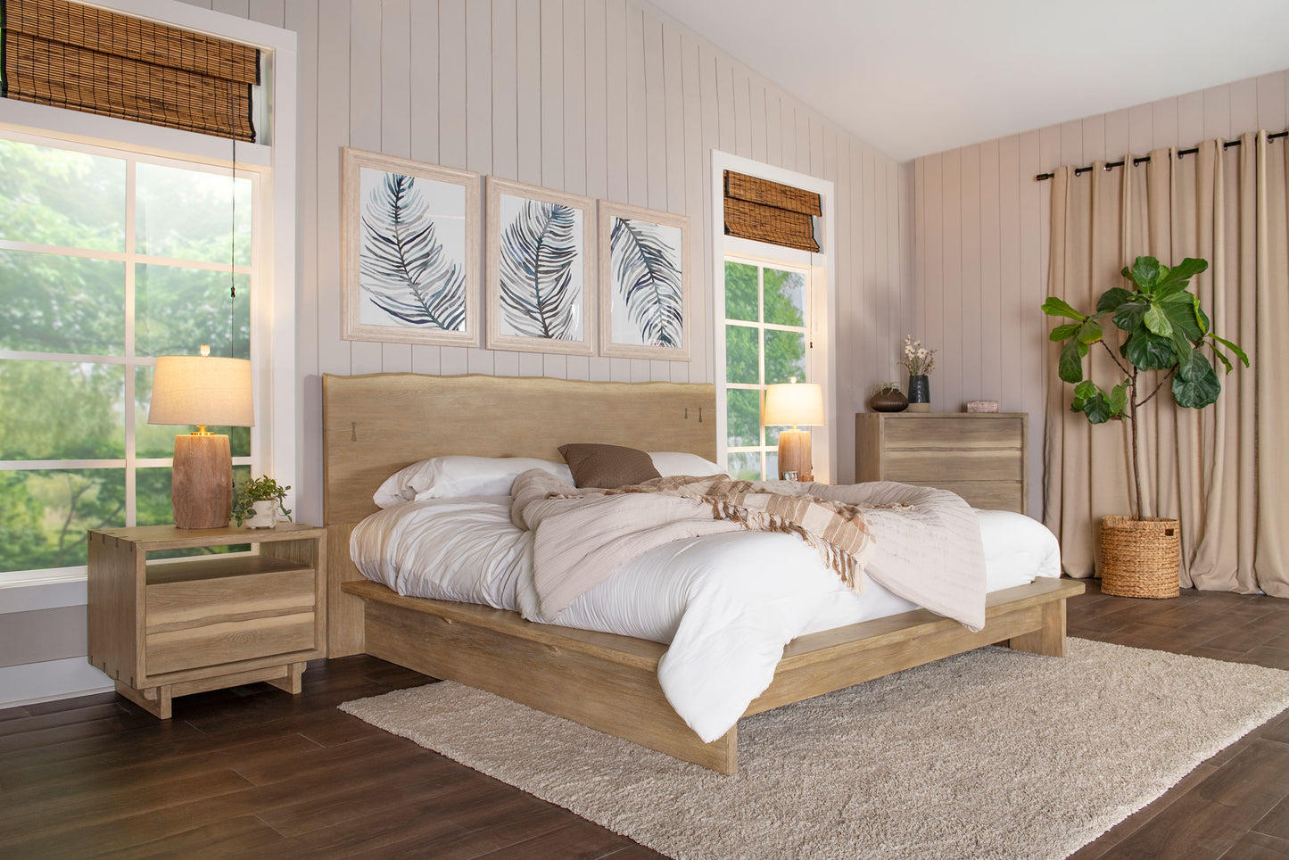Stillwater Eastern King Platform Bed