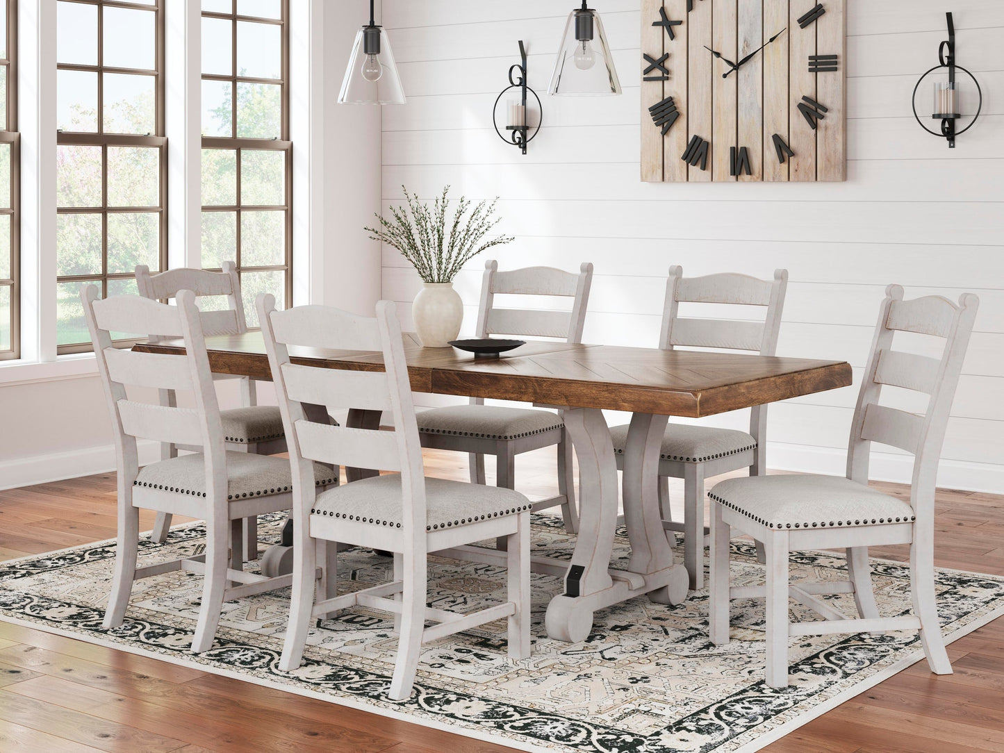Mesa de comedor Valebeck y 8 sillas