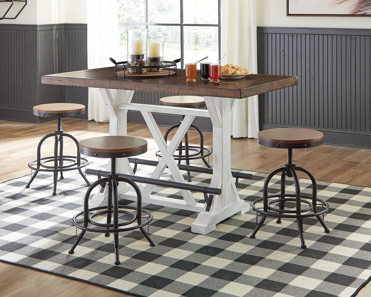 Mesa de comedor de altura de mostrador Valebeck y 4 taburetes