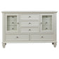 Juego de dormitorio Sandy Beach de 5 piezas tamaño Queen en color crema y blanco