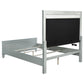 Cama Queen con paneles LED de madera Gunnison, color plateado metalizado