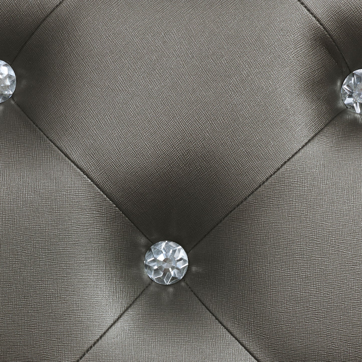 Cama Queen con paneles LED de madera Gunnison, color plateado metalizado