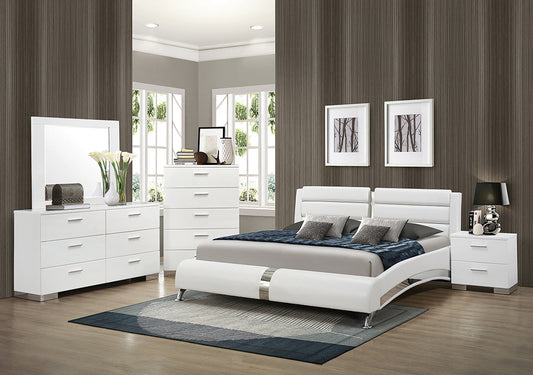 Jeremaine 4-piece Eastern King Bedroom Set White