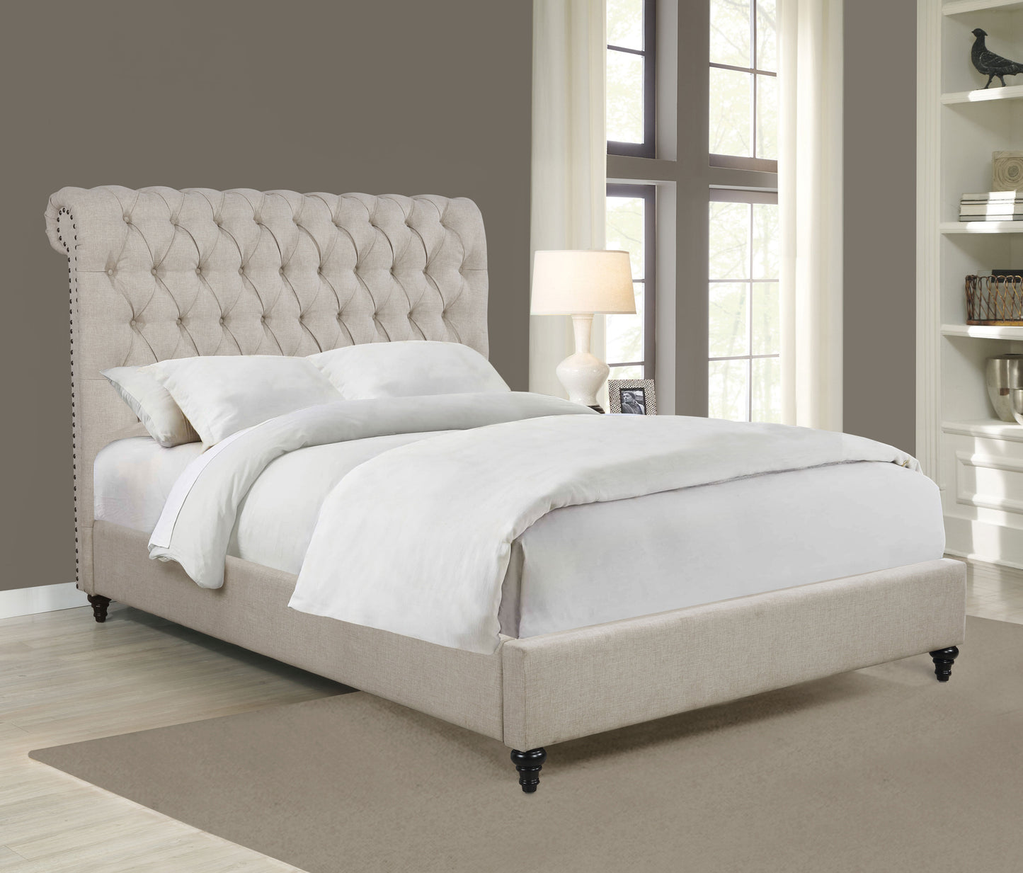 Cama Devon de 57 pulgadas tapizada con paneles completos en beige