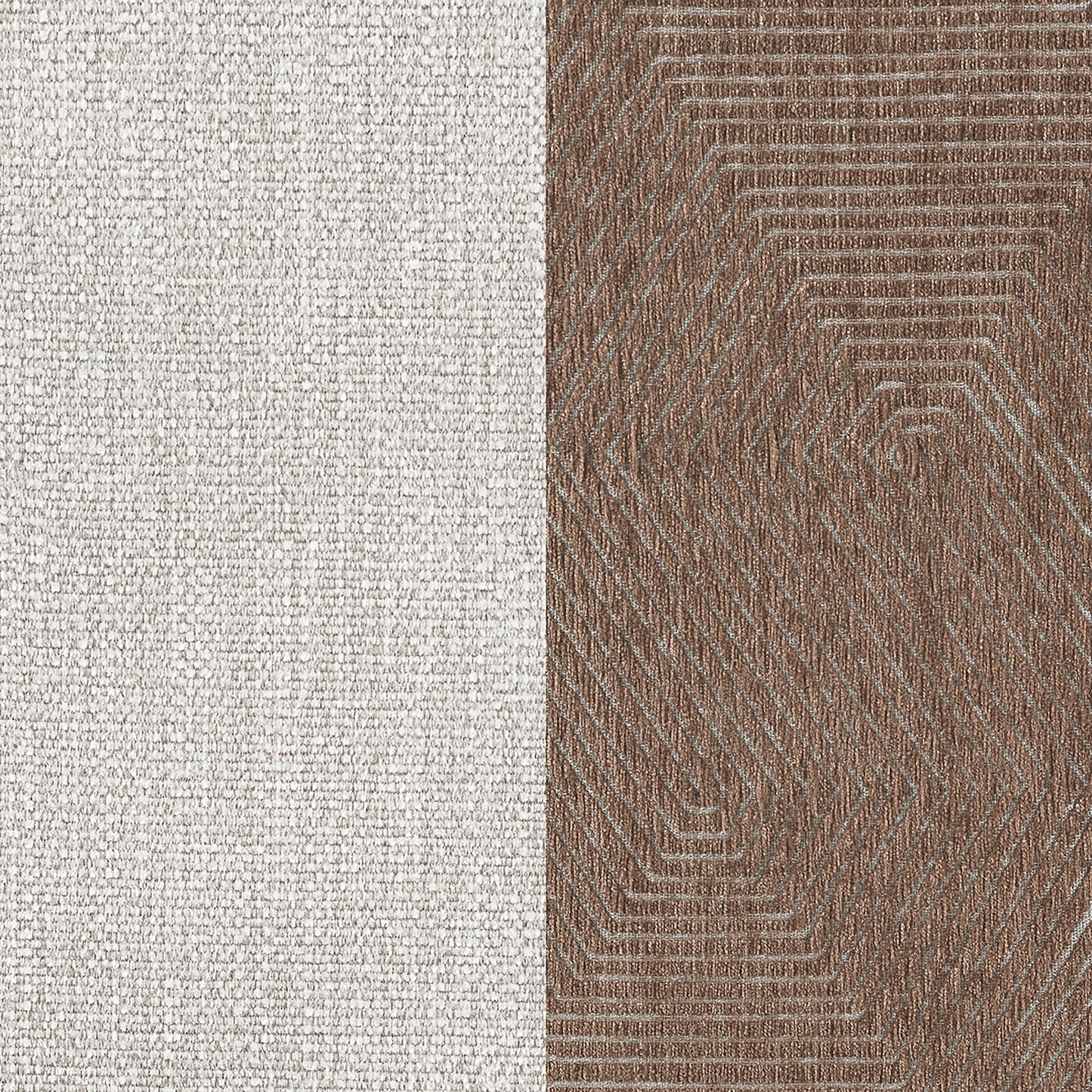 Loveseat tapizado con brazos inclinados Christine en beige